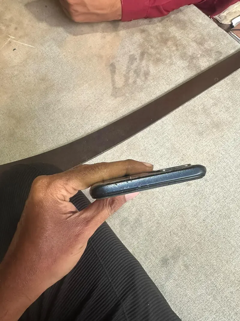 OPPO A54 urgent sale good mobile all okay condition 10/8