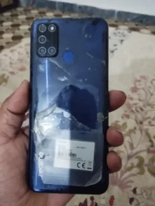 Realmi C17