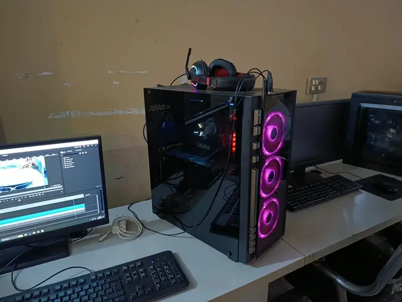 Gaming pc /Ryzen 9 3900X /32GB RAM /Quadro P4000 8GB /4TB
