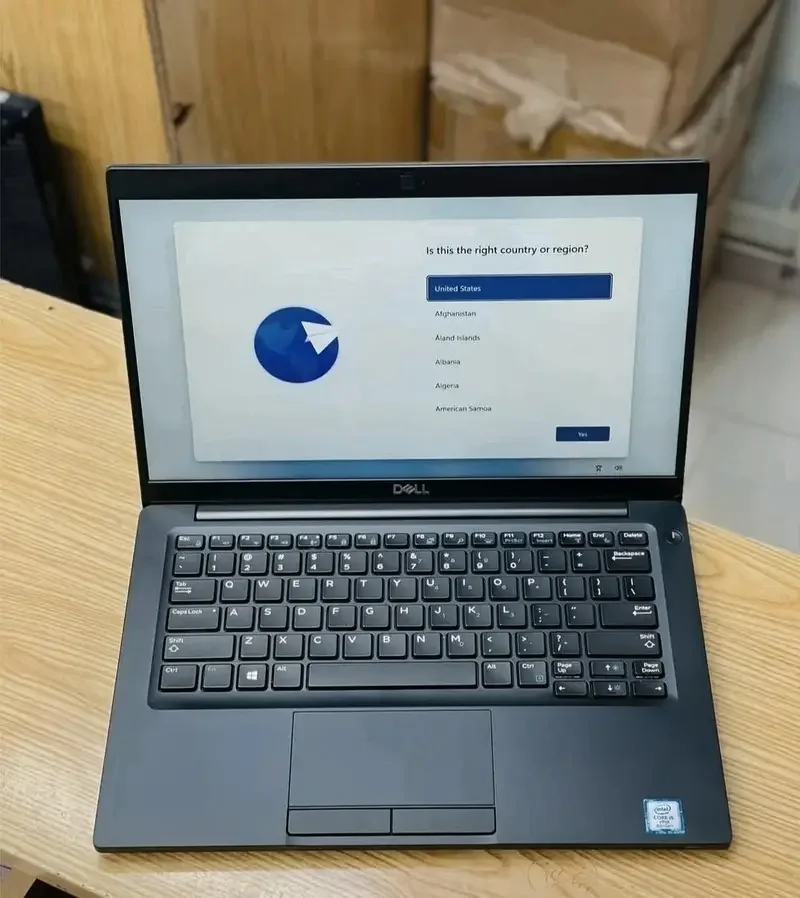 Dell Latitude 7390 i5 8th slim and light weight Fresh piece