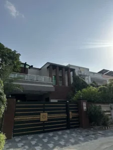 Johar Town Phase 1 – Block F2 House For Sale Sized 14 Marla